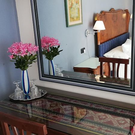 La Collina Since 2008 No Smoking B&B Varese Zewnętrze zdjęcie