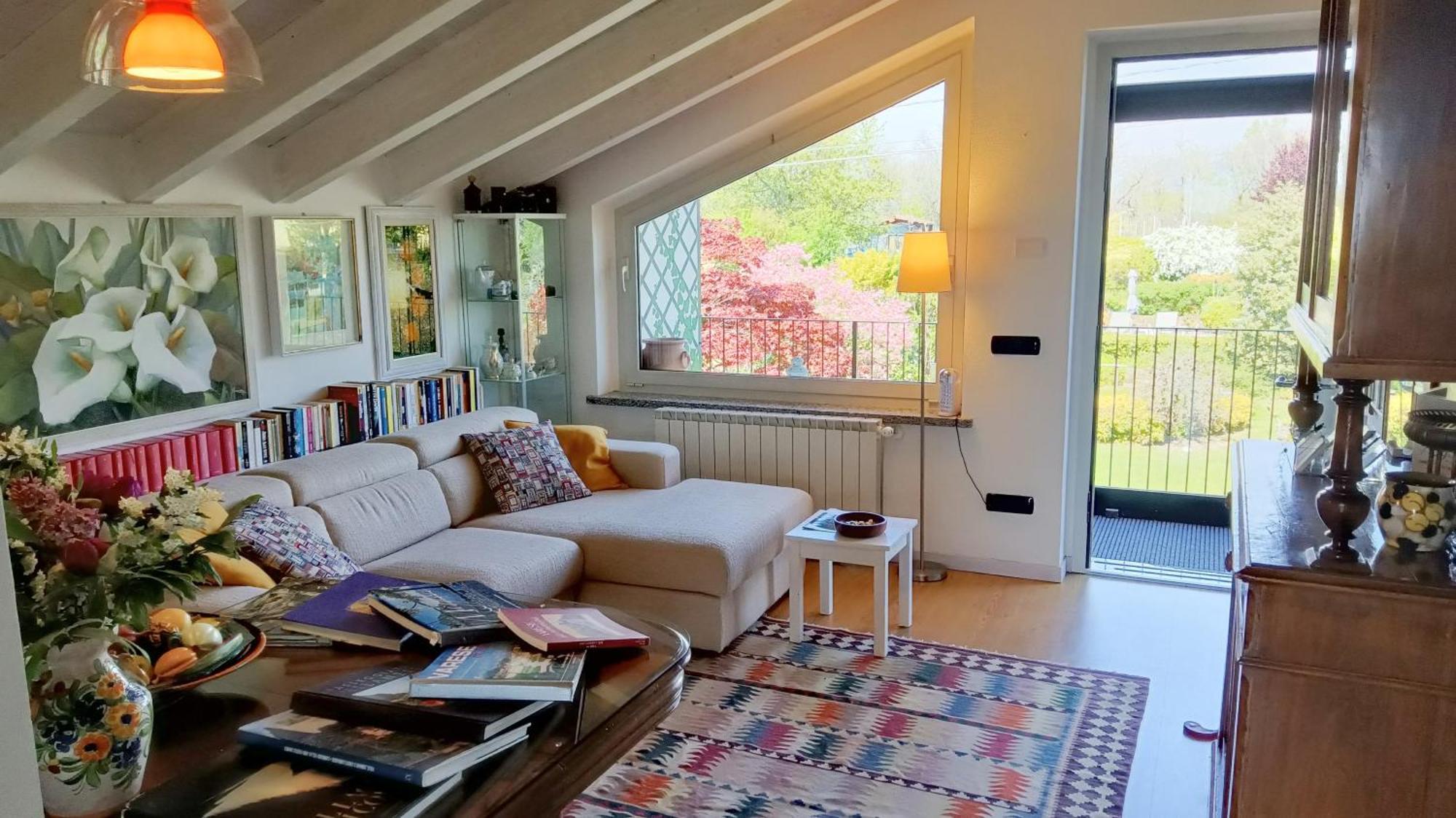 La Collina Since 2008 No Smoking B&B Varese Zewnętrze zdjęcie
