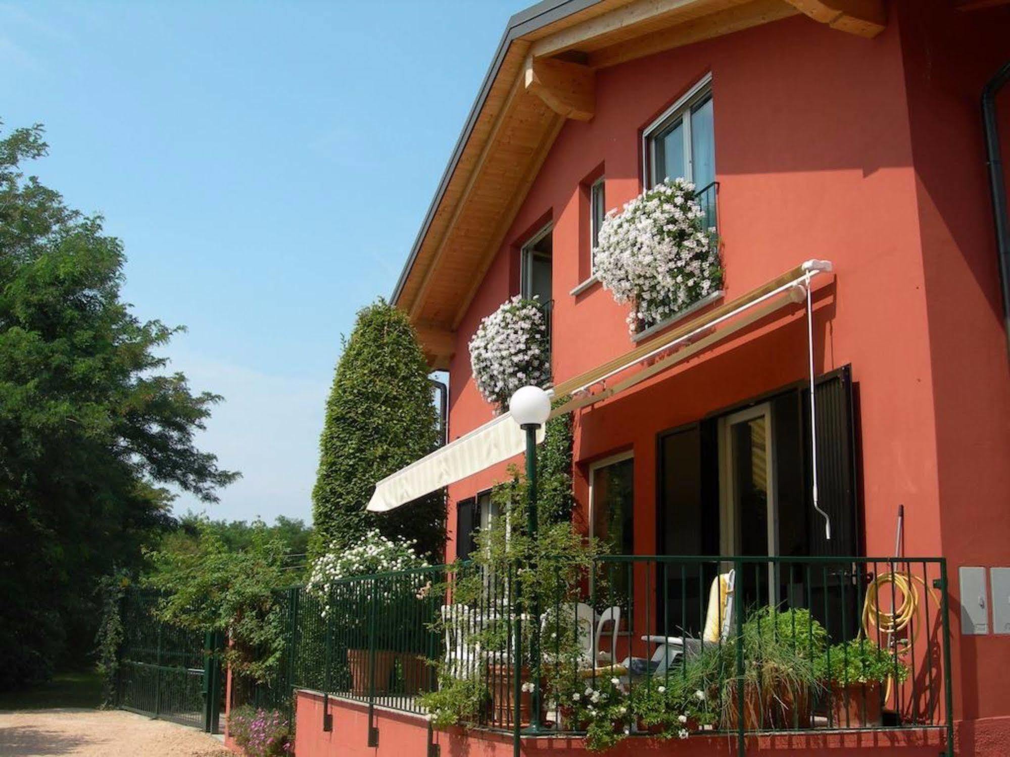 La Collina Since 2008 No Smoking B&B Varese Zewnętrze zdjęcie