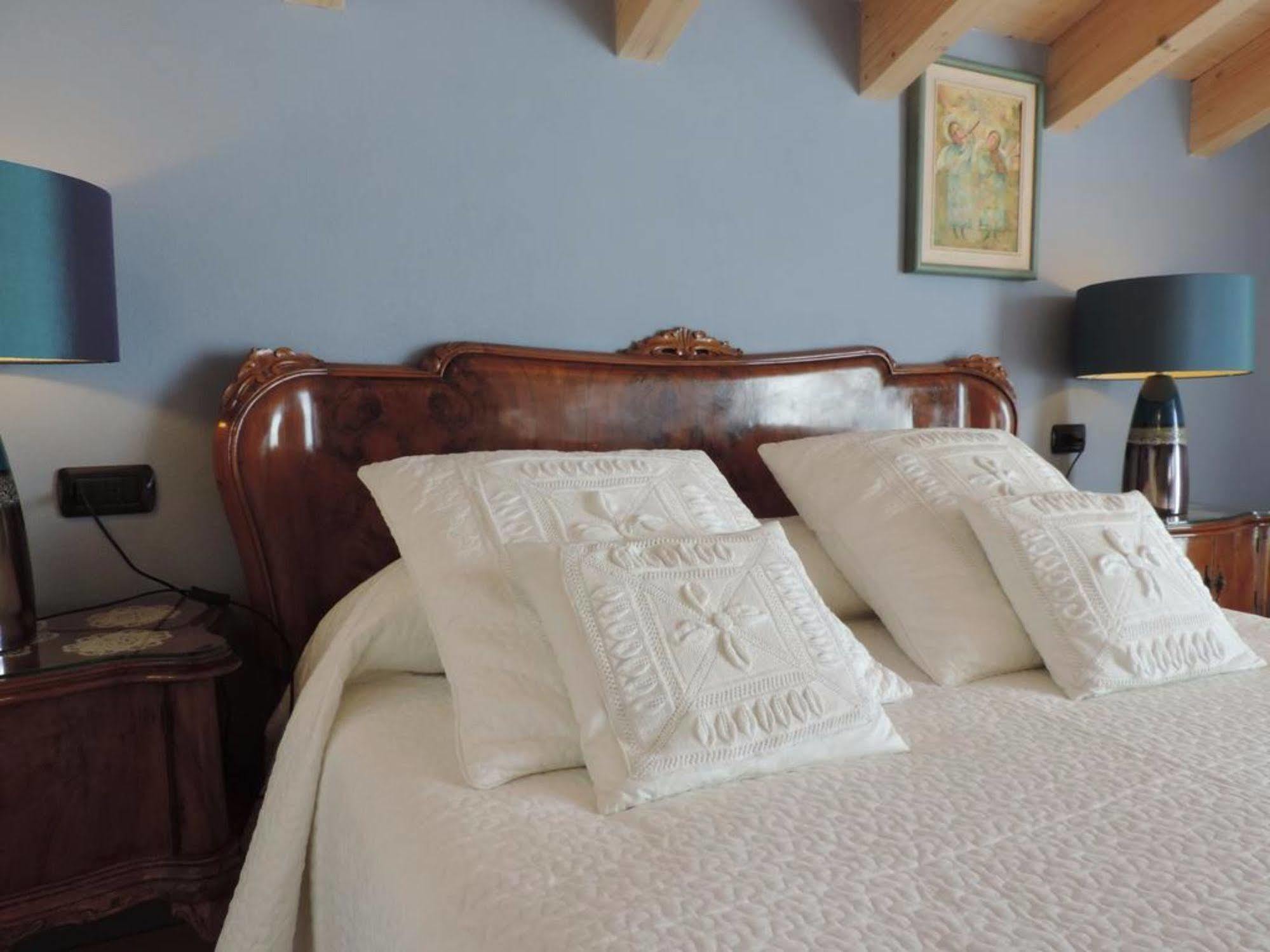 La Collina Since 2008 No Smoking B&B Varese Zewnętrze zdjęcie