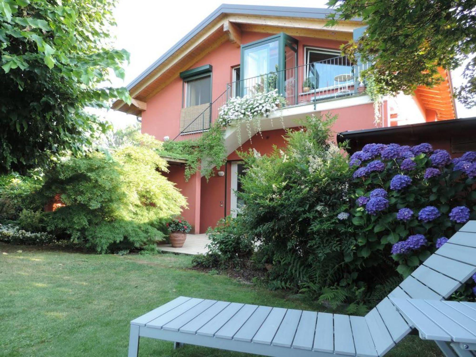 La Collina Since 2008 No Smoking B&B Varese Zewnętrze zdjęcie